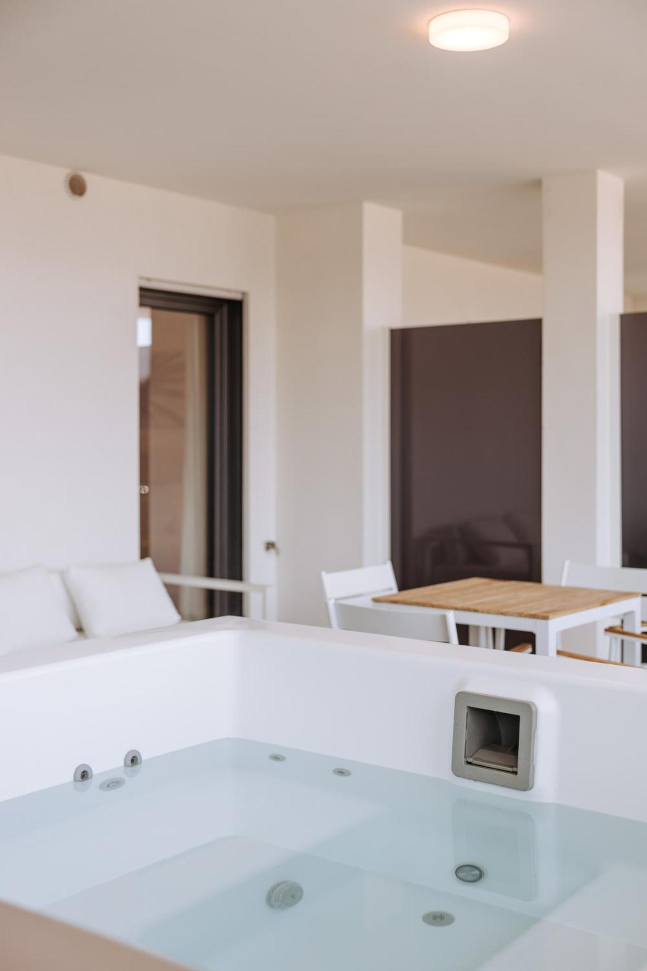 Marisabella Suite Spa 3 Bari Buitenkant foto